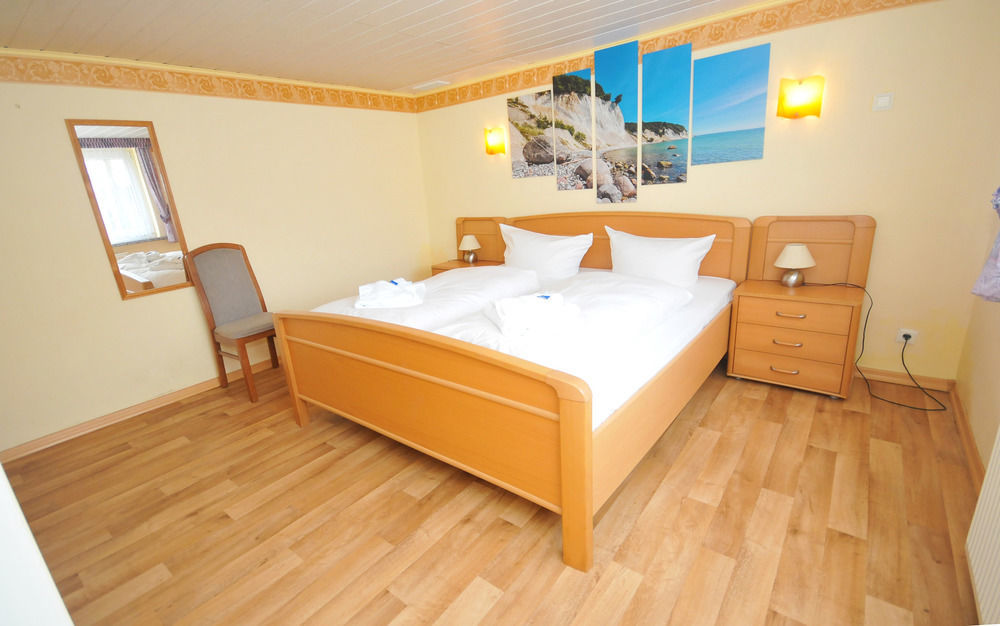 Ferienhus Baabe Fewo 01 Terrasse, Sauna- Und Schwimmbadnutzung Im Ahoi Sellin Luaran gambar