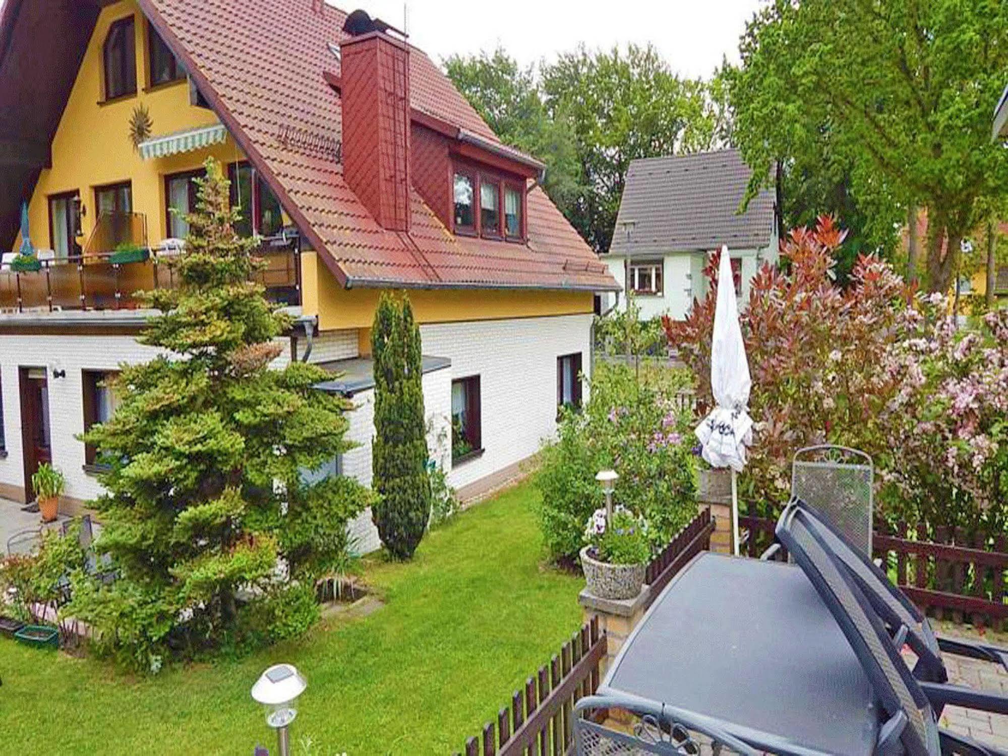 Ferienhus Baabe Fewo 01 Terrasse, Sauna- Und Schwimmbadnutzung Im Ahoi Sellin Luaran gambar